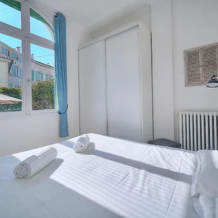 Upstays Garden Terrace 74m2 Apartment *