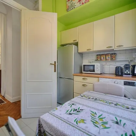 Apartment Upstays Garden Terrace 74m2 Cannes