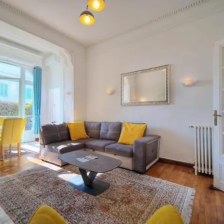 Upstays Garden Terrace 74m2 Apartment *