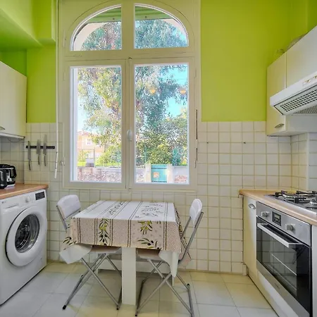 Apartment Upstays Garden Terrace 74m2 *